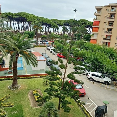 Seafront Apartment Pineda Beach La Pineda Esterno foto