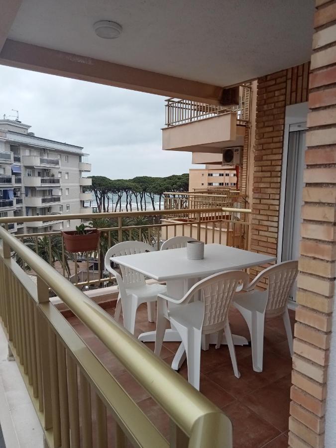 Seafront Apartment Pineda Beach La Pineda Esterno foto